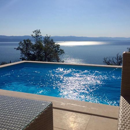Villa Sabine Apartment Losinj Medveja Exteriör bild