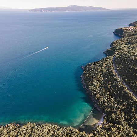 Villa Sabine Apartment Losinj Medveja Exteriör bild
