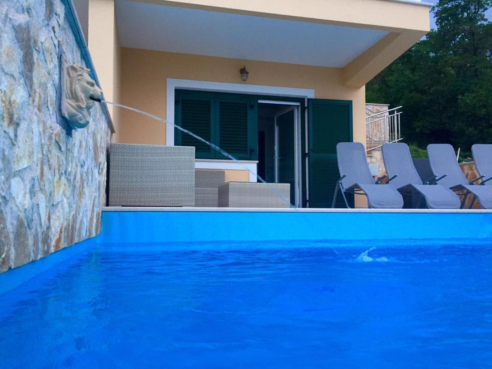 Villa Sabine Apartment Losinj Medveja Exteriör bild